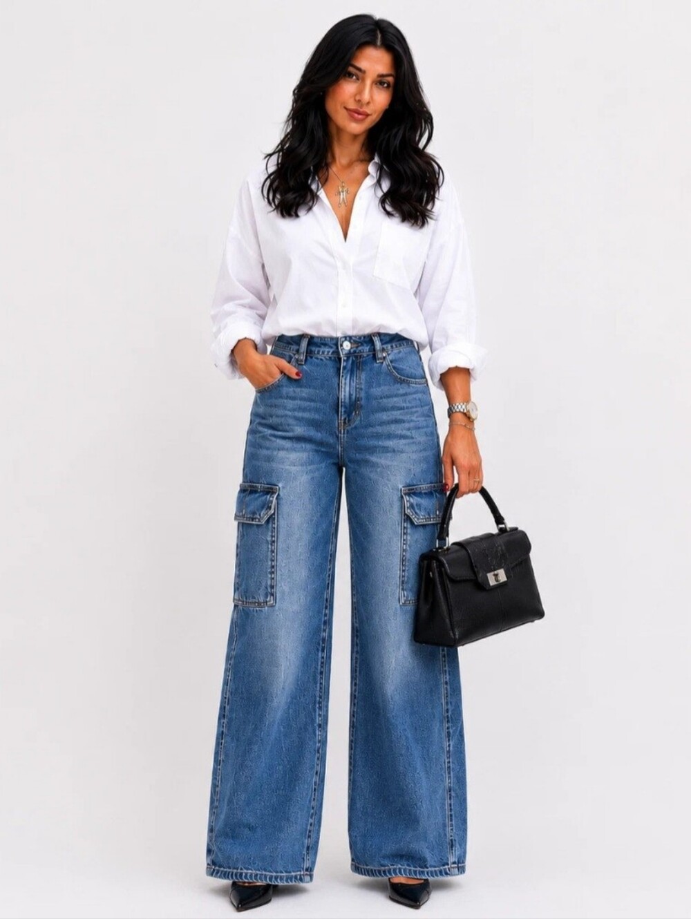 True Religion Women’s Cargo Jeans – Medium Wash Utility Style, Size 30.